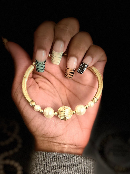 Pearl-Fect Bangle